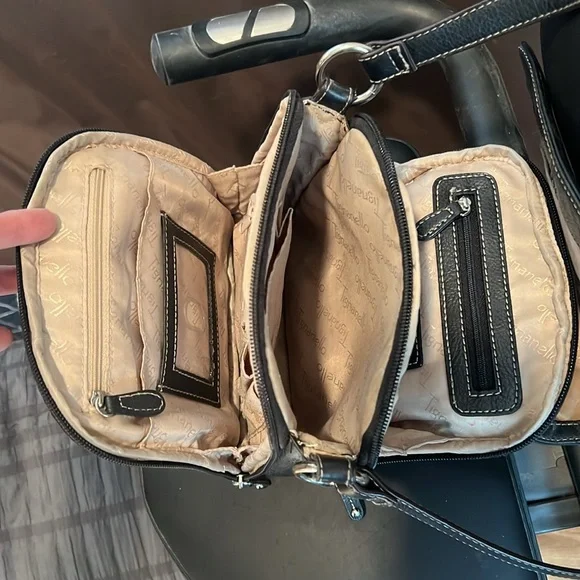 Tignanello cross body purse black leather - Picture 7 of 16